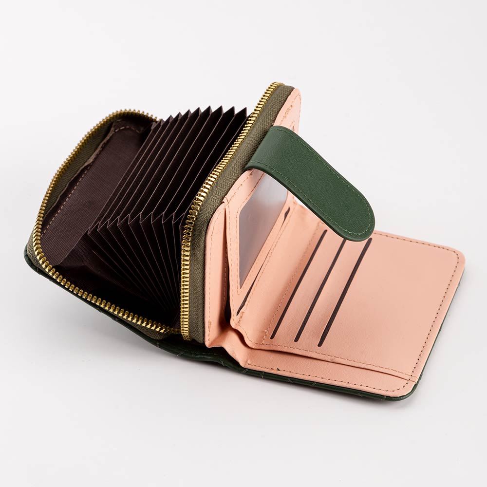 Women's Quilted Faux Leather Compact Card Organizer Wallet