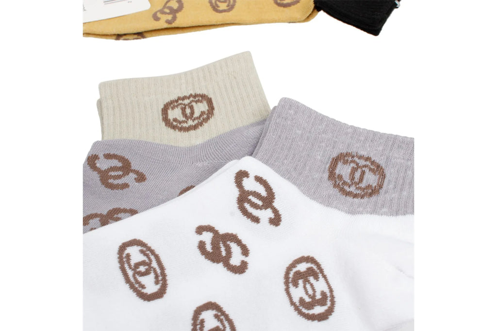 3-Pair Random Fashion Sock Bundle | Assorted Women's Quarter & Crew Styles