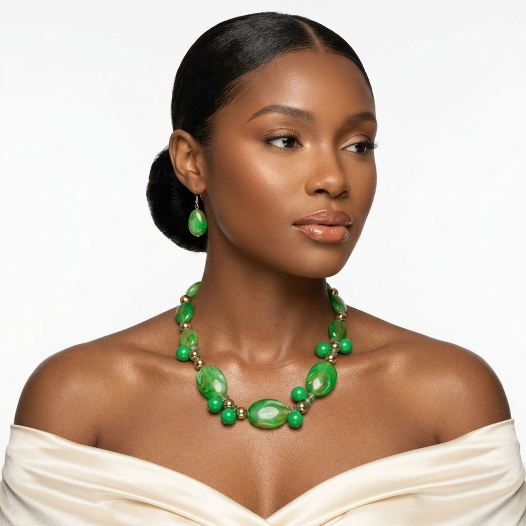 Apple Green Marbled Oval Bead Collar Necklace