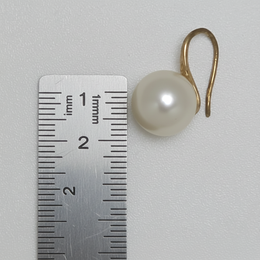White Pearl Drop Earring - Size Reference White Background